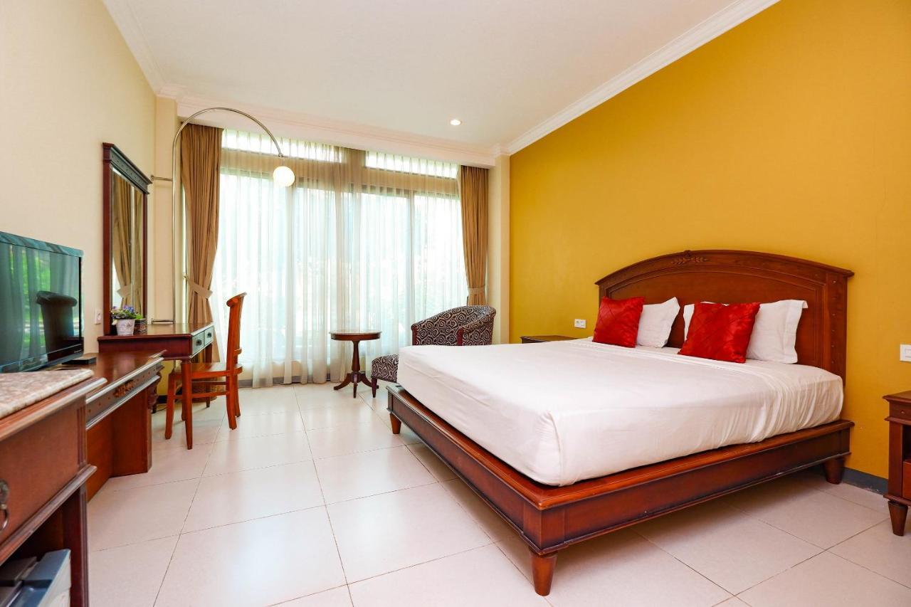 OYO 804 Ndalem Maharani Guest House Yogyakarta Extérieur photo
